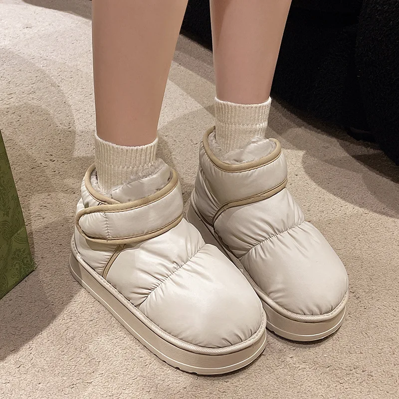 Зимняя теплая нескользящая женская обувь хлопковые тапочки на толстой подошве