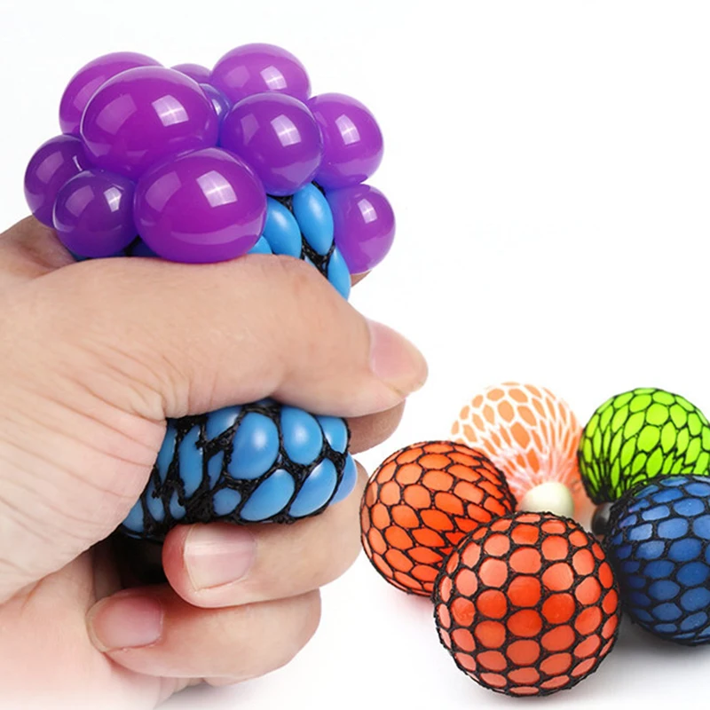 

5CM Stresses Reliever Squeeze Toys Mesh Ball Grape Squeeze Toy Child Adult Hand to Knead Novelty Sensory Fruity Play Toys