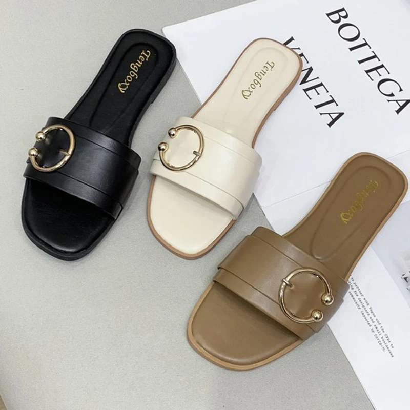 2023 Women Slipper Flat Bottom Non-slip Buckle Decor Outdoor Open Toe Beach Female Sandal Sexy Fashion Design Slides Woman Shoes