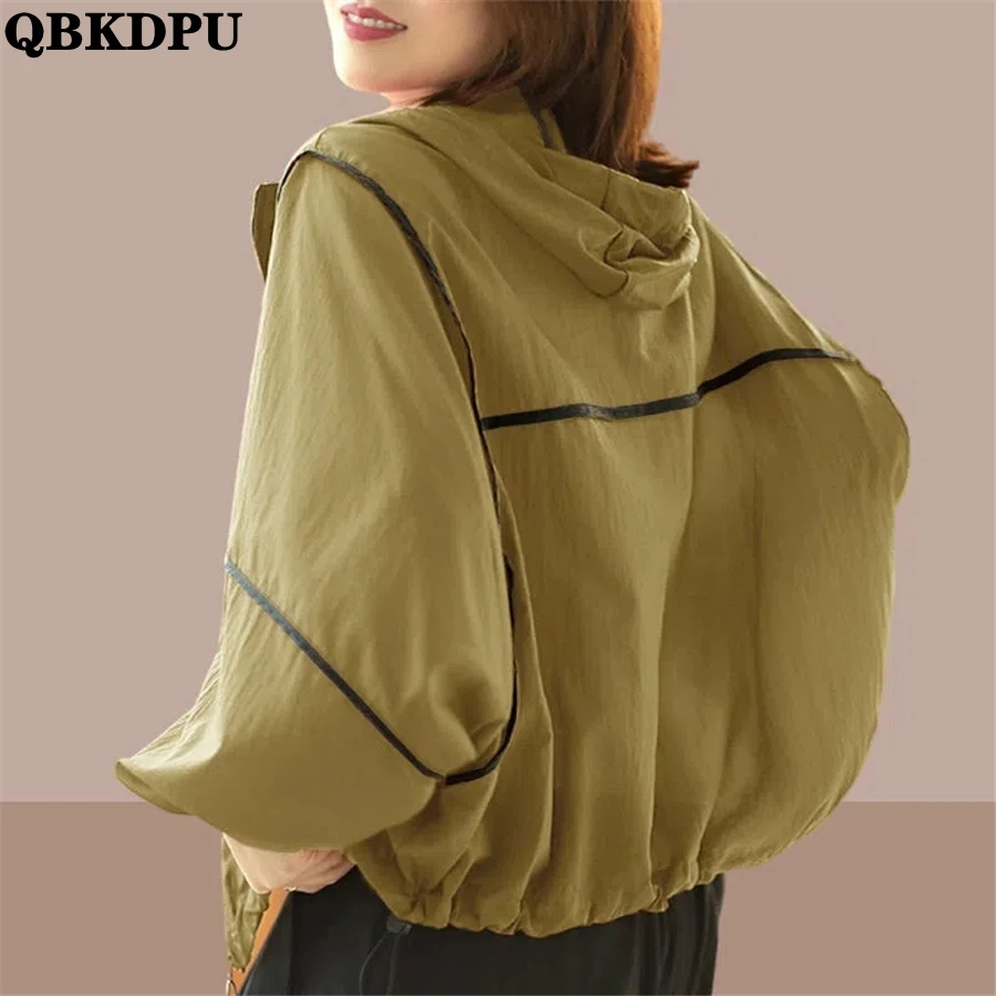 

Куртка с капюшоном и длинным рукавом, свободного покроя