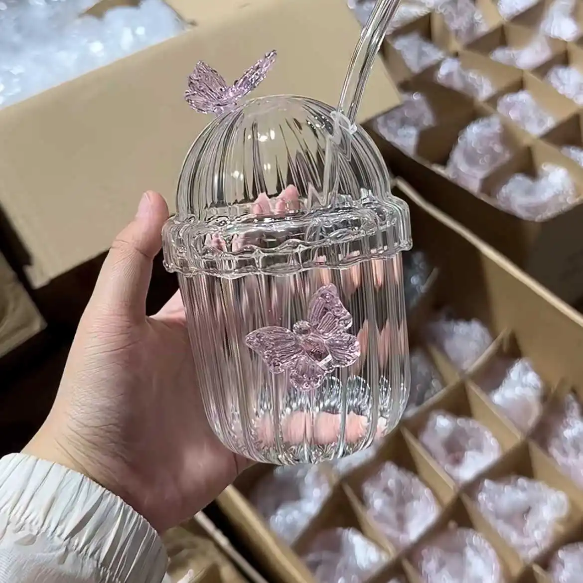 Стеклянная кружка с декором в виде бабочки соломенная чашка крышкой из