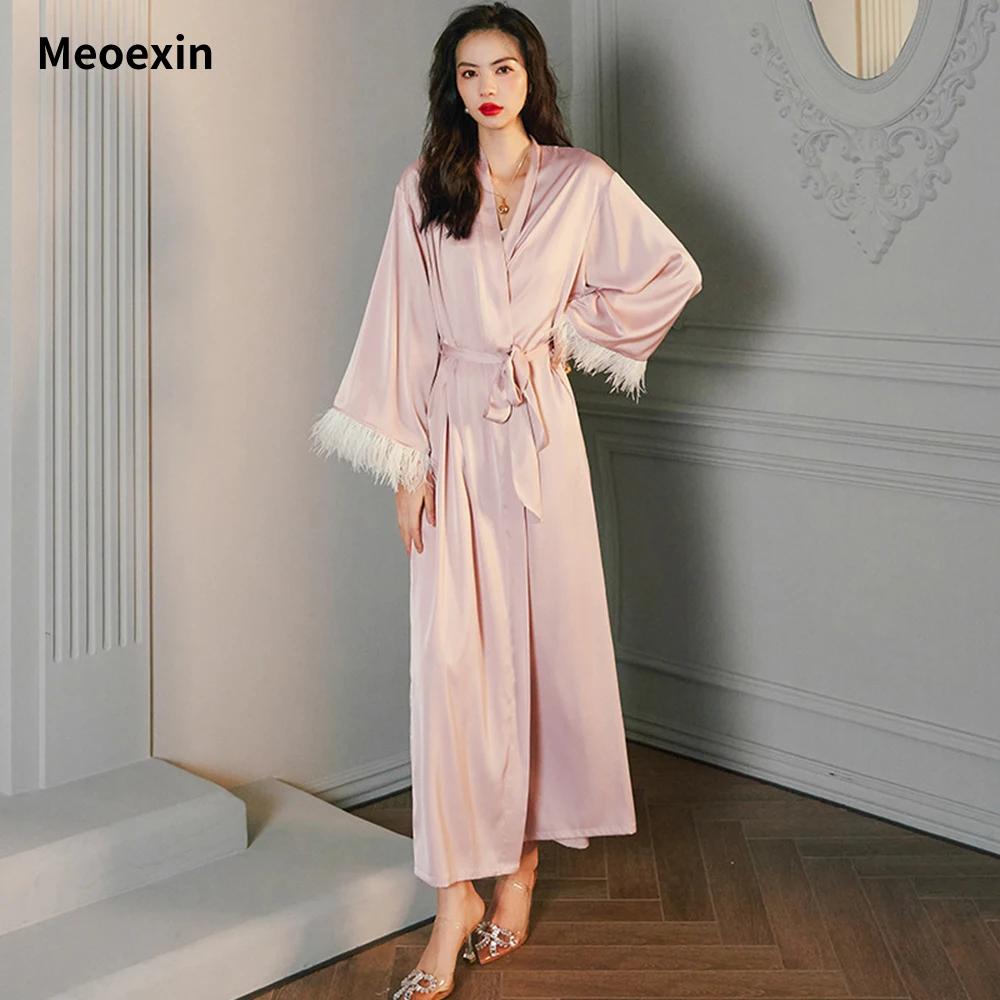 

Sleepwear Lingerie Set Robe Sets Thin Pijama Sexy Mujer Lingerie Robe Bathrobes Night Gown Long Sleepwear with Woollen 3 Pieces