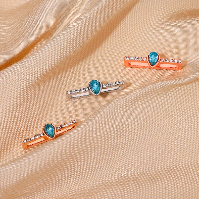 Силиконовый браслет для Apple Watch с кольцом-подвеской в виде капли воды занятий