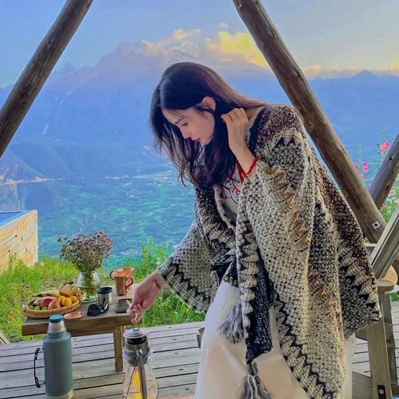 Осенне-зимний шарф-накидка в этническом стиле двухцелевая шаль утепленная