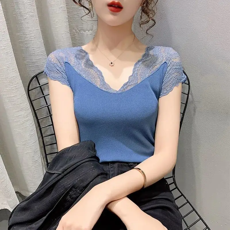 

V-neck Lace Splicing Blouse For Women Summer Sexy Bottoming Shirt Elegant All-match Ice Silk Knit Short-sleeved Korean T-shirt
