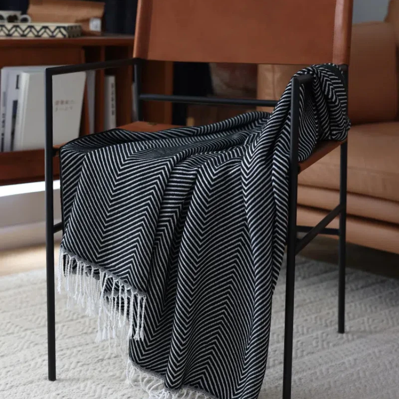 Женское плетеное одеяло в стиле ретро елочку