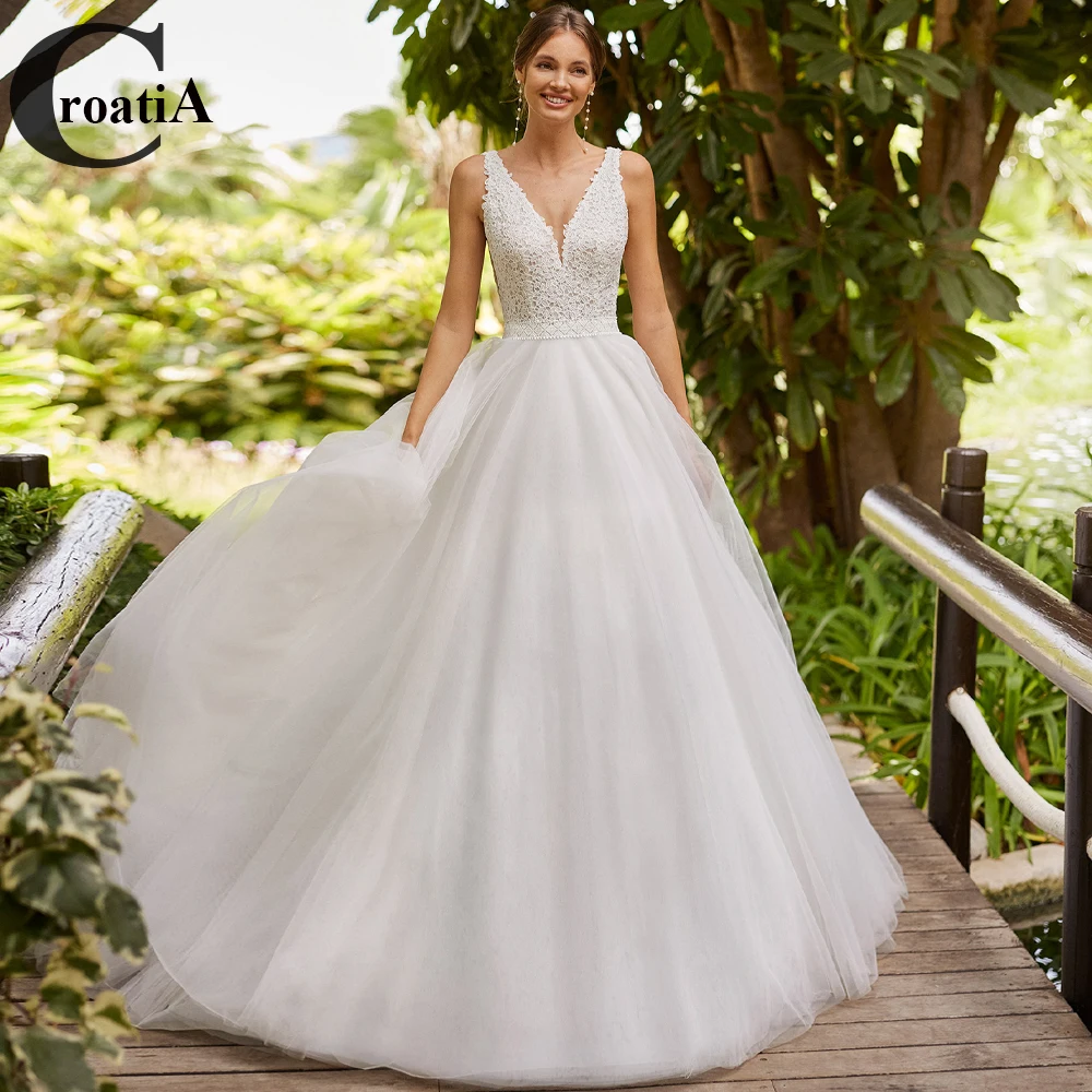 

Croadia Simple Wedding Dress Bridal For Woman Lace 2023 Tank Backless Deep V-Neck New Appliques Vestidos De Novia Custom Made