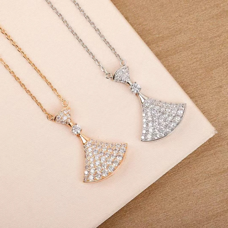 

Hot Selling 925 Sterling Silver Zircon Scallop Pendant Women's Necklace Fashion Brand Light Luxury High Quality Wedding Jewelry