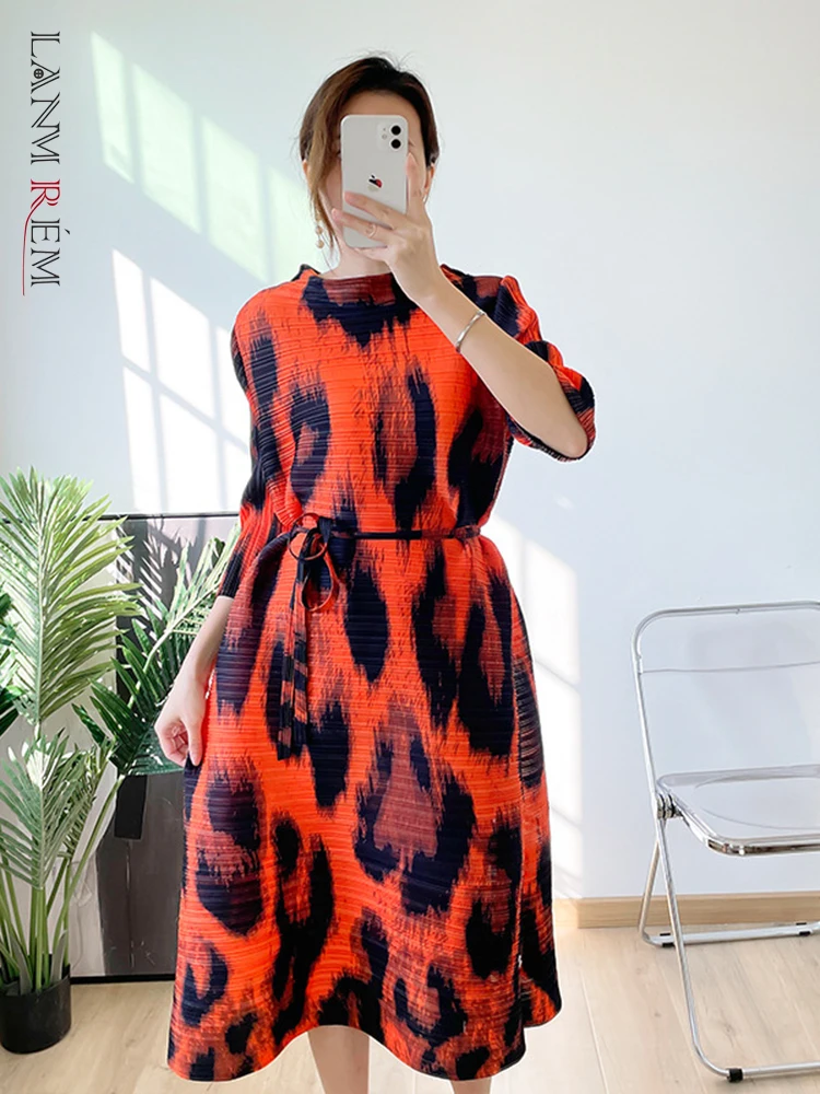 

LANMREM Printing Dress Three Quarter Sleeves Round Neck Pleated Drawstring Dresses Fashion Clothes 2022 Autumn Summer New 2R1199