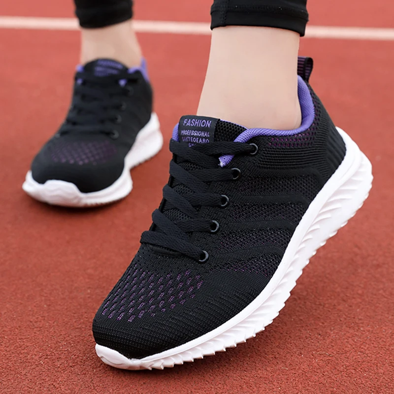 New Breathable Women's Vulcanized Shoes Lightweight Female Running Shoes Lace-up Women Sneakers Fashion Anti-slip Flats 2023