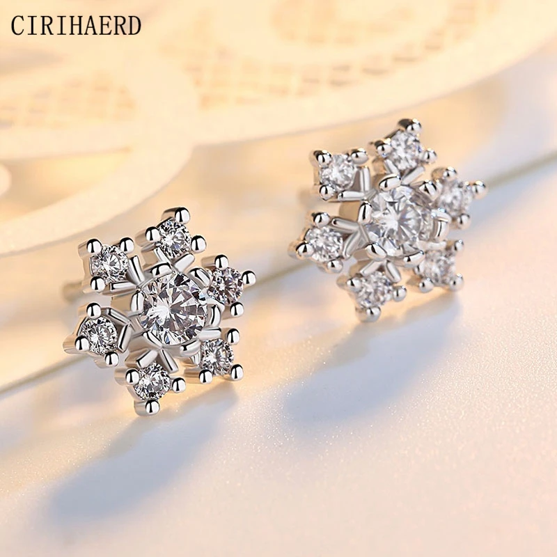 

Stud earrings 925 Sterling Silver Needle Woman Snowflake Flower Piercing Bridesmaid Gift Earrings Ladies Jewelry 2022 Luxury