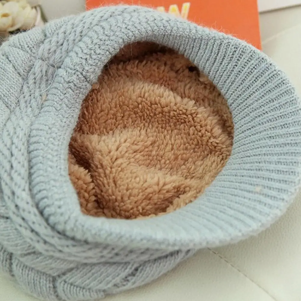Большая женская шапка-бини с козырьком зимняя вязаная модная шапка из смеси