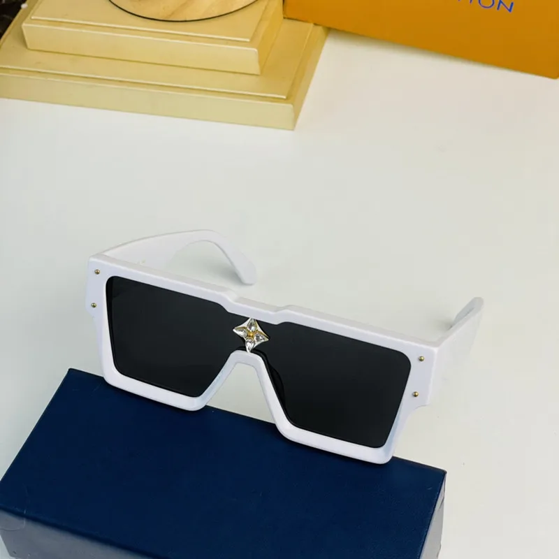 Солнцезащитные очки для женщин летние в стиле кошачий глаз с защитой от