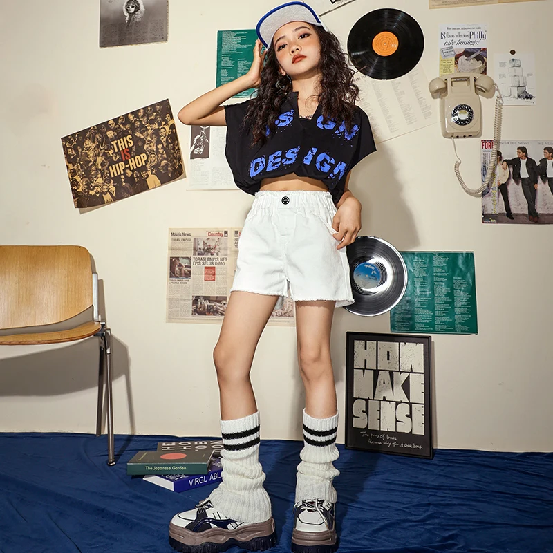 

Детская одежда в стиле K-POP, уличная одежда для подростков, укороченный топ, футболка, летние белые шорты для девочек, костюм для джазовых танцев и сцены, одежда