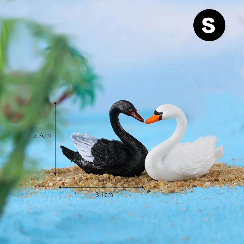 

Миниатюрные фигурки лебедей пара любовь пластик 2 шт