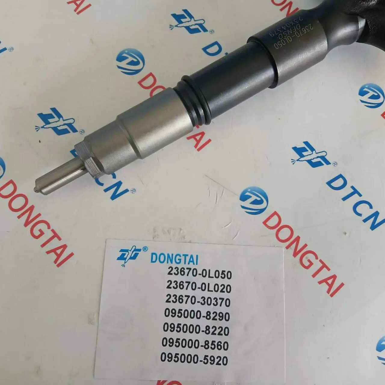 Форсунка дизельного топлива Common Rail 23670-0L020=23670-30370=23670-0L050= 095000 -829 # = -8220 для Toyota Hilux