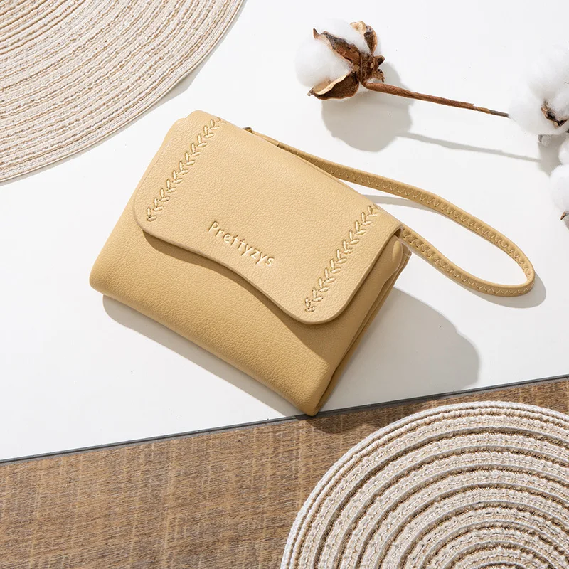 

2023 New Women's Short Wallet Minimalist Fashion VersatilePortable Wallet