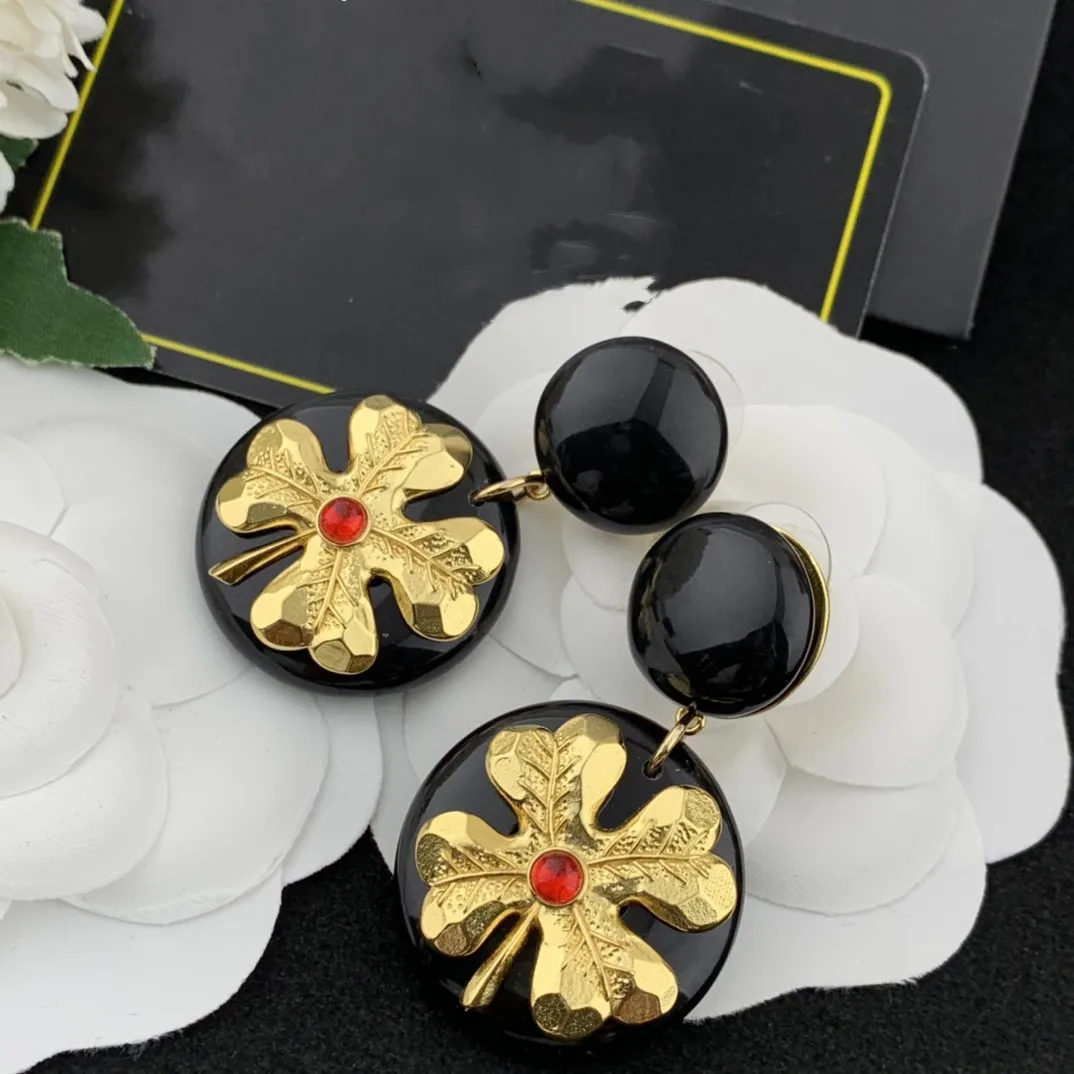 

Модные Акриловые серьги в стиле ретро с изображением клевера