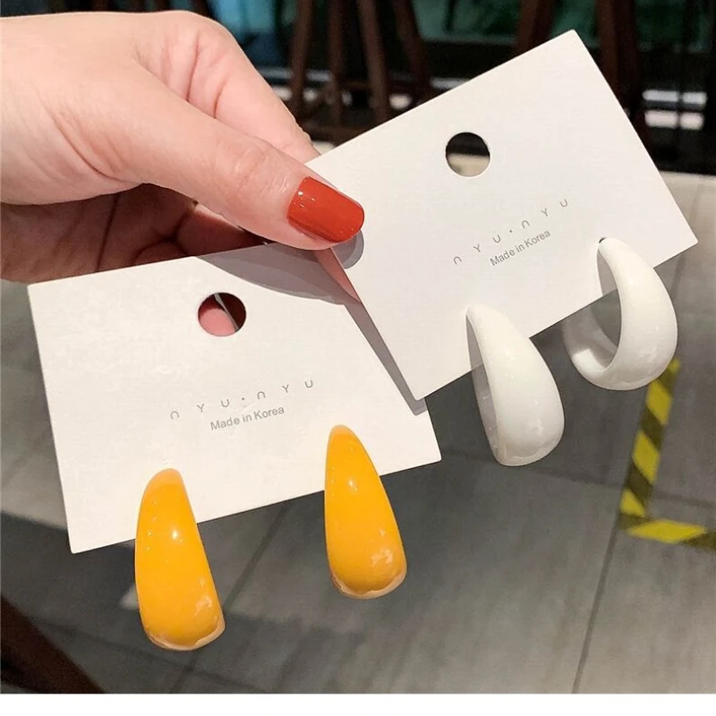 

Fresh mint blue wild C-shaped earring earrings girl heart soft girl candy color Korean style earrings women jewelry