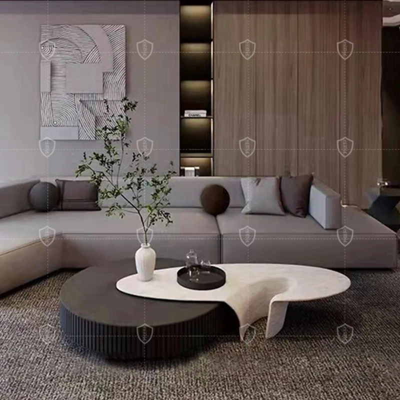 Деревянный журнальный столик