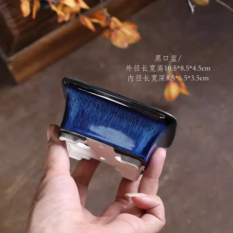 

Фарфоровый горшок для бонсай