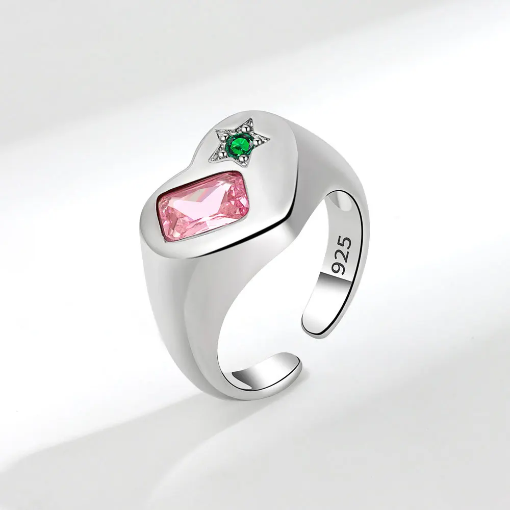 

New Arrival Romantic Love Heart Shiny Crystal Platinum Plated Ladies Engagement Ring For Women Hand Jewellery Accessories