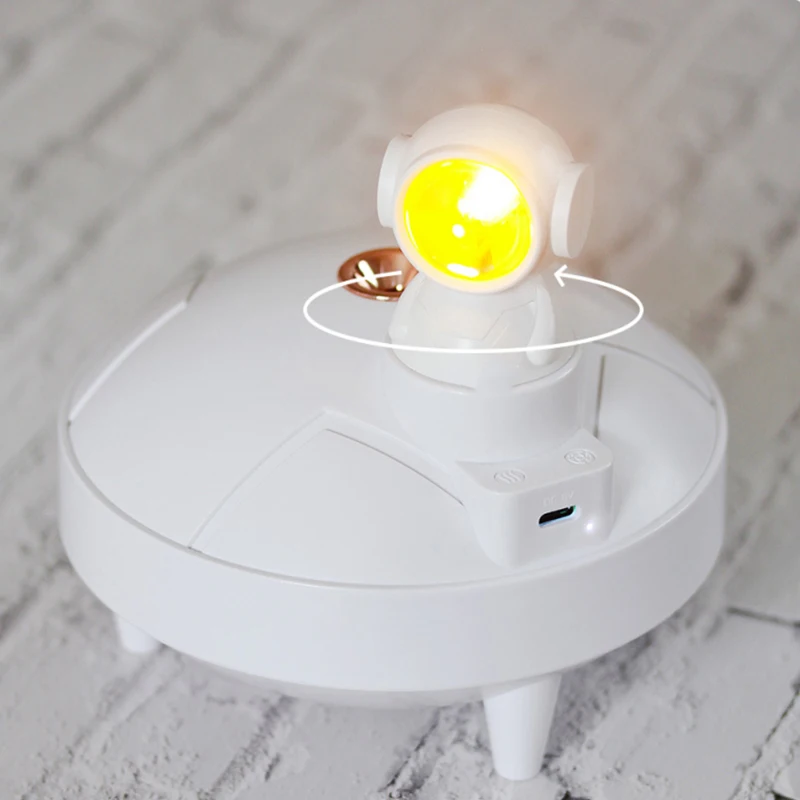 

Multifunctional Desktop Decor Lamp Projectors Touch Control Night Light Led Lamp Valentines Day Gift Astronaut Humidifier