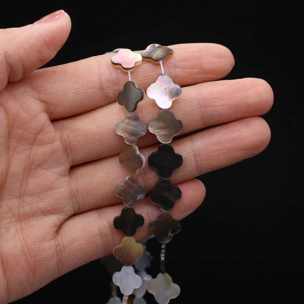 

Natural Shell Beads Four-Leaves Vertical Hole Bead Charms For Jewelry Making DIY Necklace Bracelet Earrings Accessory Droppshing