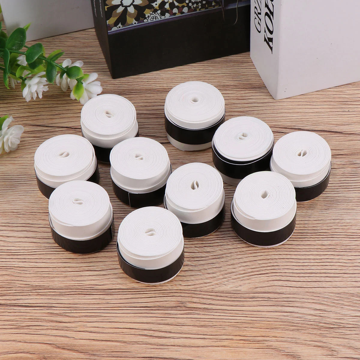 

10pcs White Racket Grip Anti Perforated Super Absorbent Tennis Squash Racket Badminton Overgrip Sweat Band