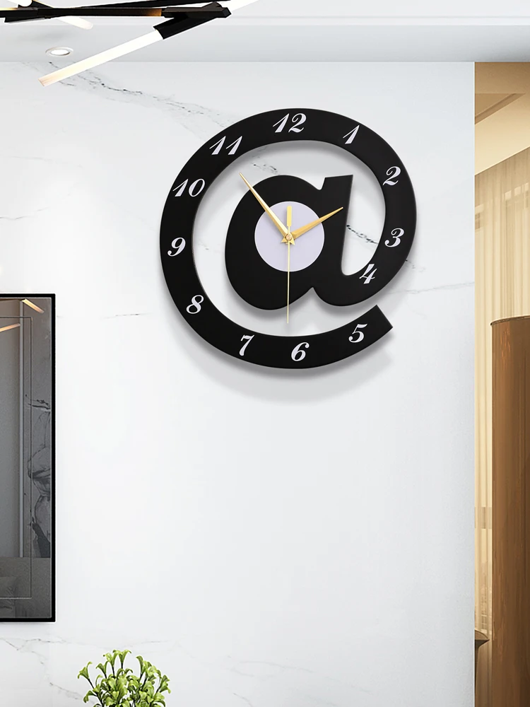 

Black Nordic Art Wall Clock Mute Personality Creative Wooden Bedroom Modern Trend Design Quartz Clock Home Wall Decoration