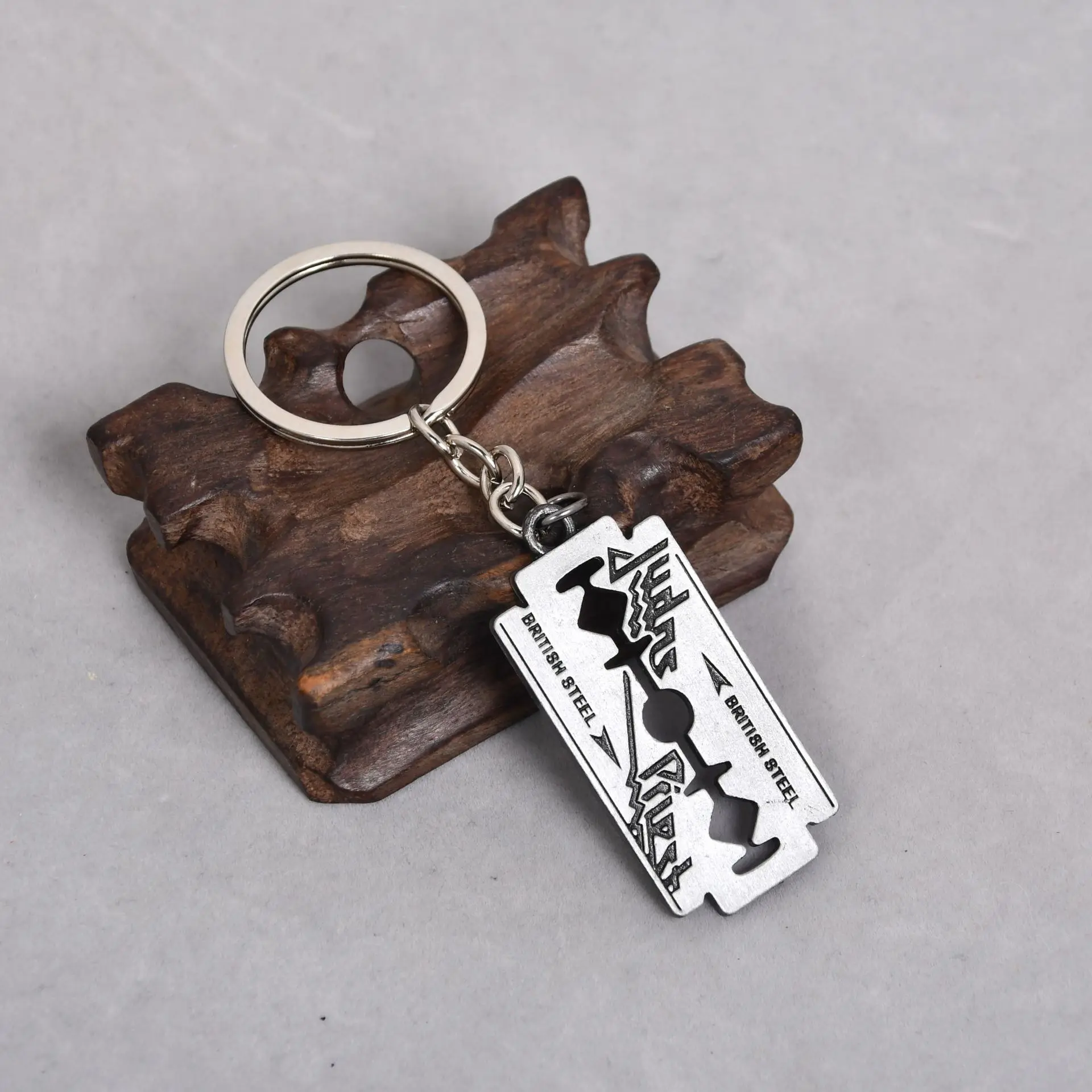 Панк хип-хоп музыкальная группа Judas Priest брелок в форме бритвы кулон для мужчин и