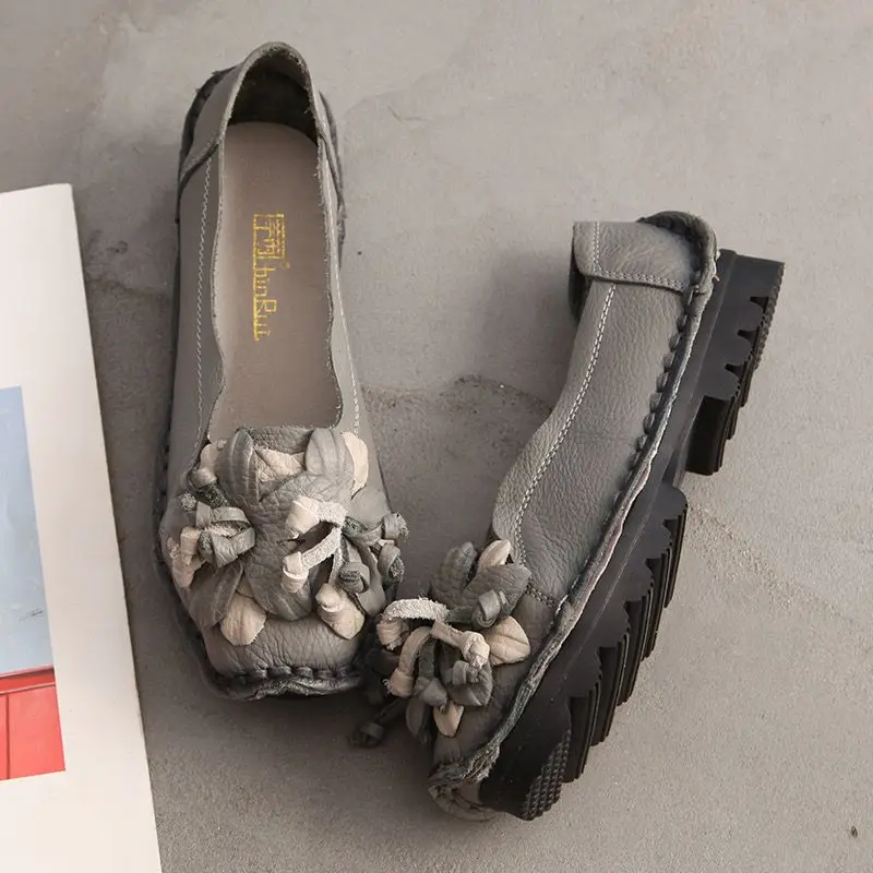 Handmade Luxury Flats Women Designer Moccasins Ladies Lug Sole Shockproof Ballet Flats Woman Cushioned Slip On Gray Moccasins