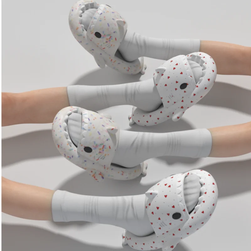 Shark Slippers Summer Outdoor Beach Slides Women Men Fashion Flip Flops Couples Shoes Indoors Bathroom Cute Cartoon Sandals