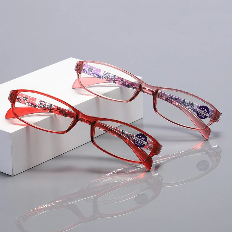

Fashion Print Anti-Blue Light Reading Glasses Ladies Classic Reading Glasses Presbyopia Powder Frame Transparent Red Frame