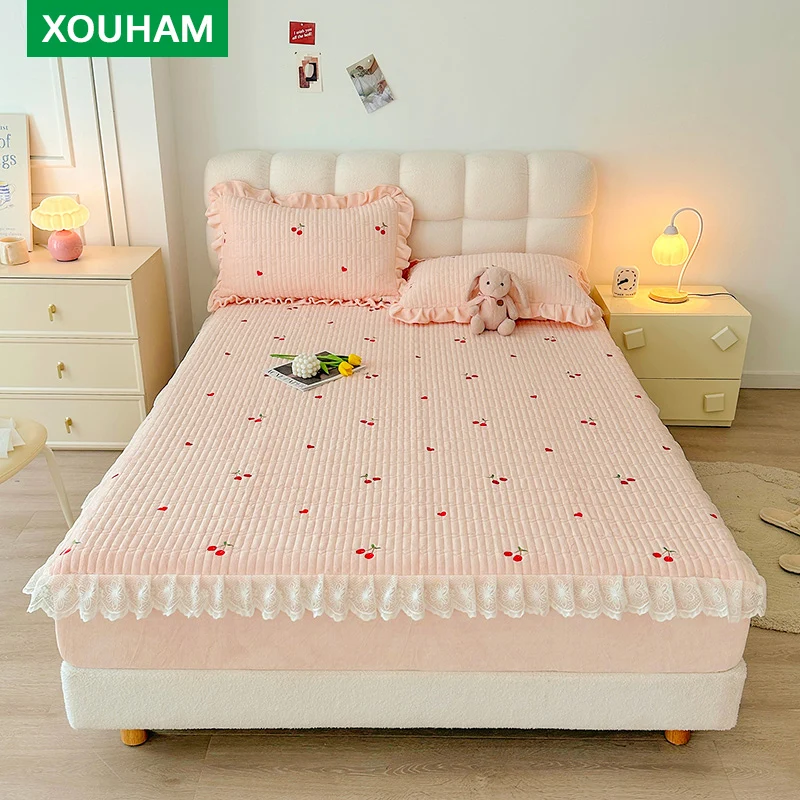 

XOUHAM Milk Velvet Warm Fitted Sheet Pink Embroidered Fitted Cover Non Fading Bedding 3 PCS (1 Fitted Sheet + 2 Pillowcase) Only