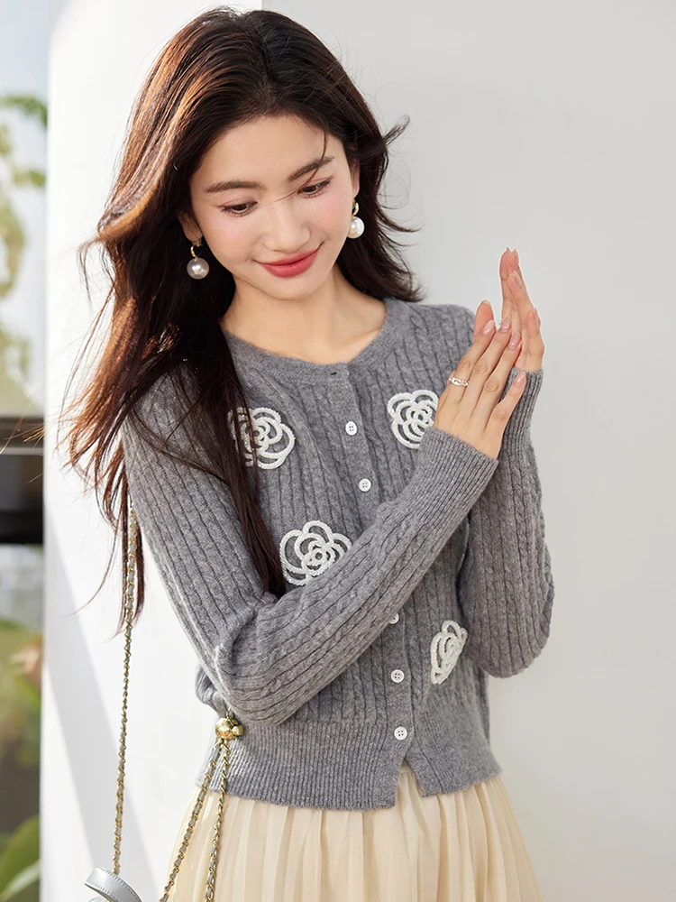 Повседневный вязаный кардиган с камелией Осенний модный свободный свитер