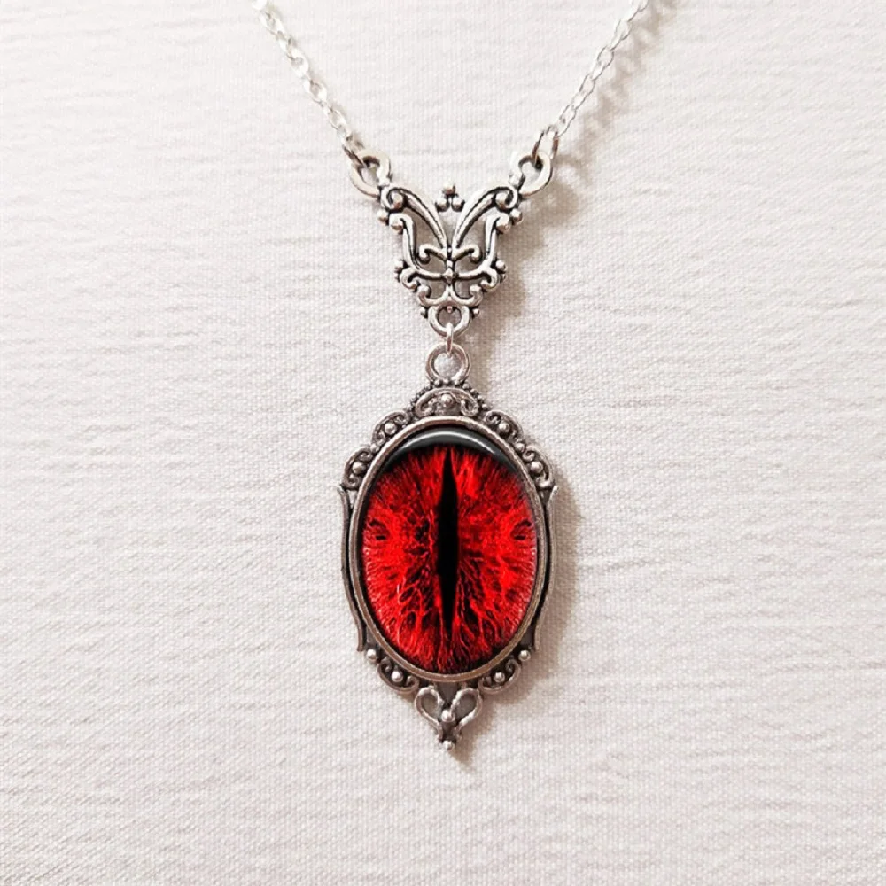

Gothic Vampire Eyes Charm Necklace Butterfly Necklace For Women Blood Cameo Witchcraft Jewelry Accessories Gift Vintage Choker