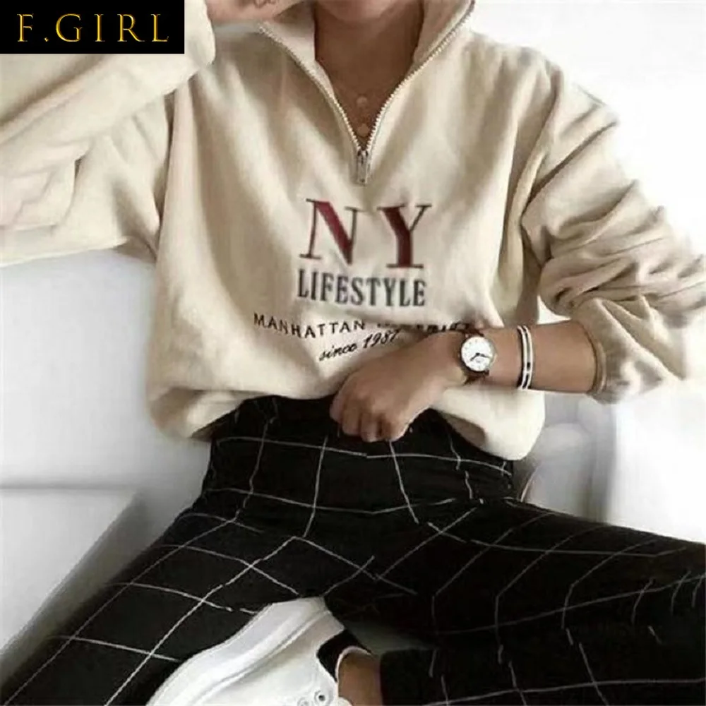 

USA Vintage Letter Print Sweatshirt 2020Autumn Fashion Girls Women Casual Loose Pullovers Winter Warm Fur Zipper Turtleneck Tops