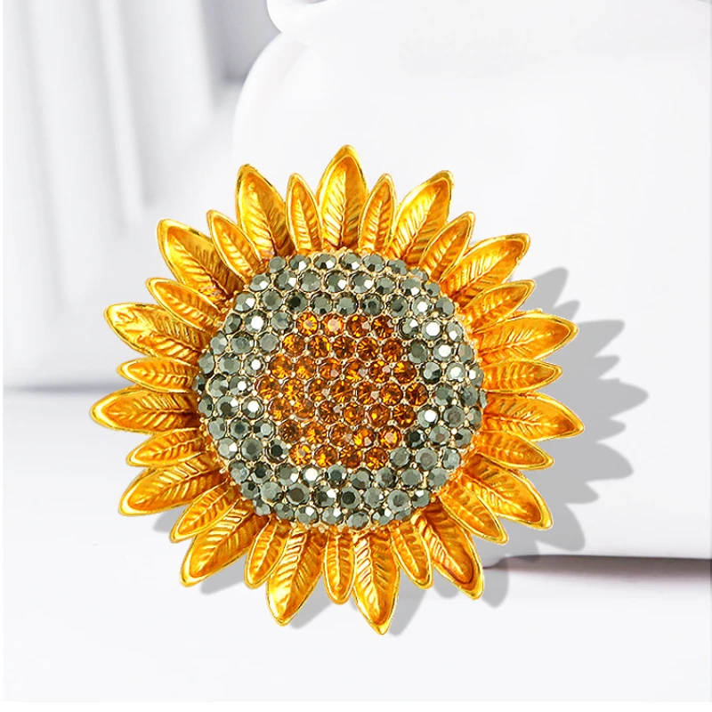 

Fashion alloy diamond botanical flower corsage brooches for women holiday gifts high-end luxury sunflower jewelry accessories