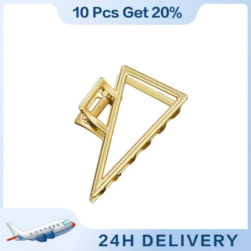 

2023 Summer New Gold Hair Claw Elegant Hollow Geometric Metal Big Size Hair Clips Vintage Hair Crab For Women Hair Accessories