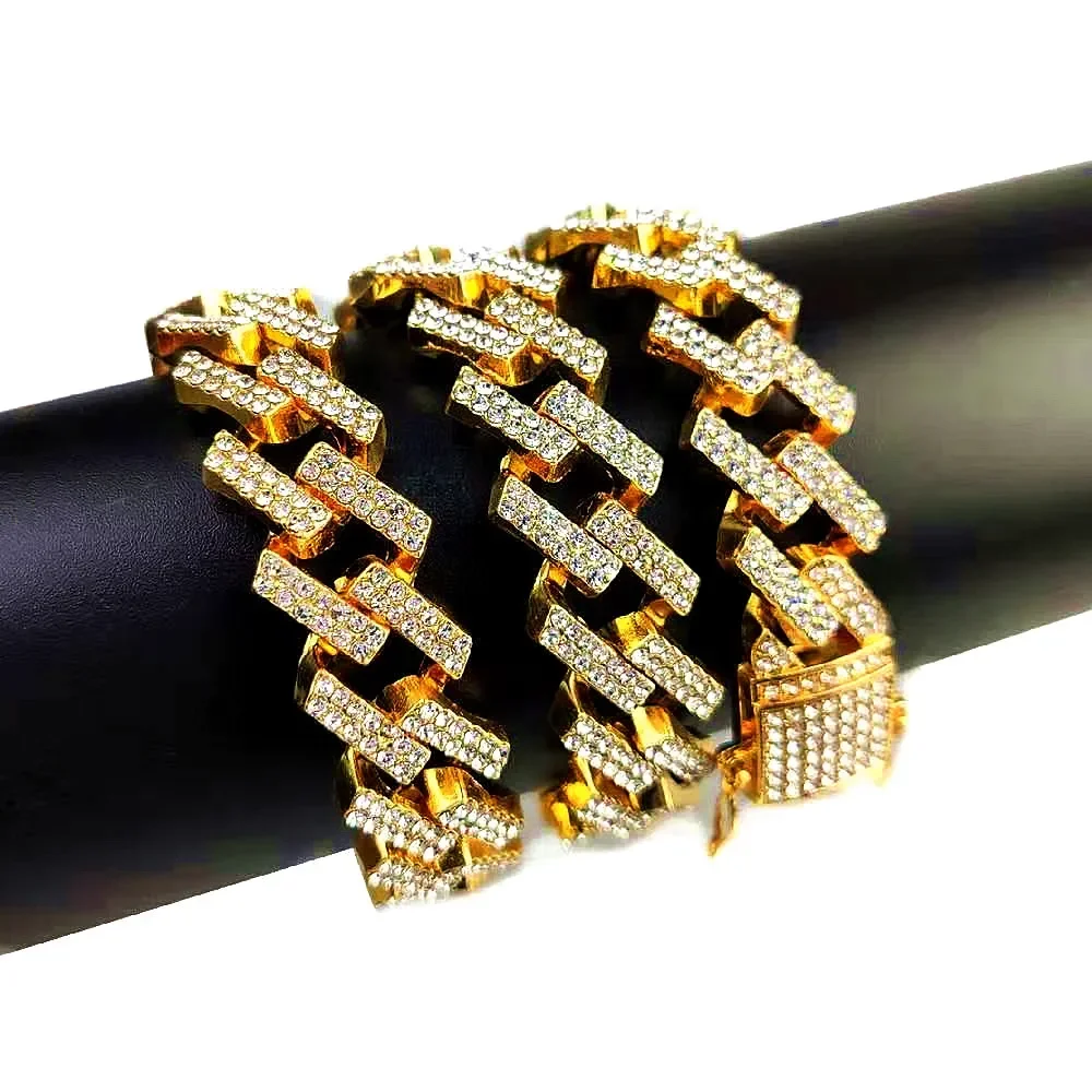 Фото Набор украшений Iced Out: часы, ожерелье-чокер, браслет в стиле хип-хоп Miami Cuban Chain, золотистые, с крупными стразами, для мужчин и женщин №4