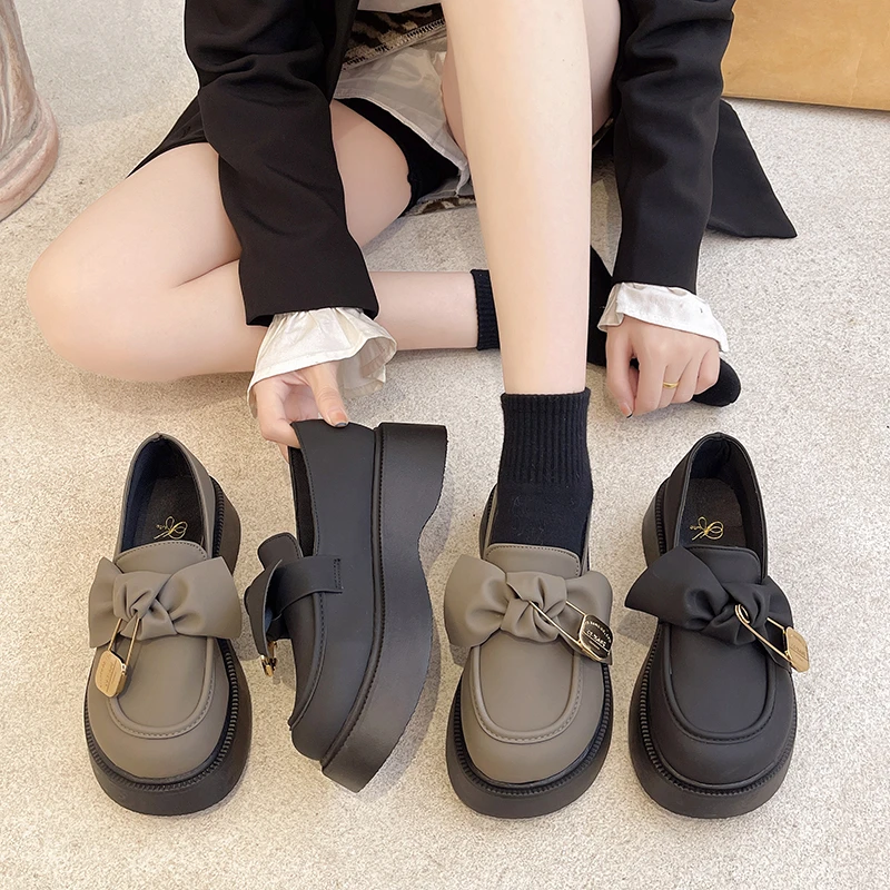 

Women Boat Shoes Big Bowtie Slip on Flat Shoes Woman Loafers Black Flat on Platform Shoes Thick Sole Casual zapatos mujer 9419N