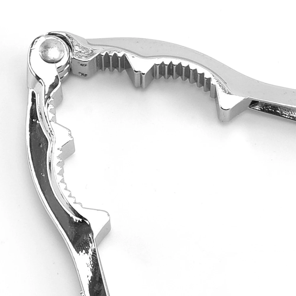 

Durable Practical Nutcracker Opener Sheller Silver Walnut Plier Zinc Alloy Heavy Duty Nut Opener Opener Portable Professional