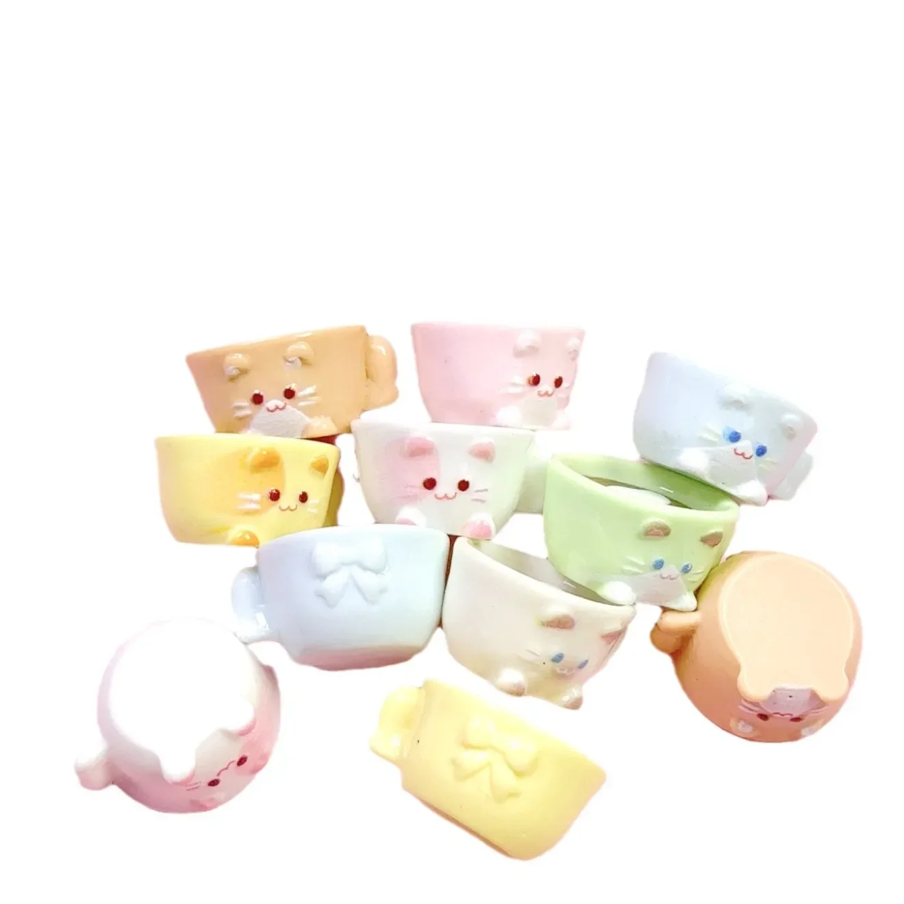 Фото Миниатюрные 3D-фигурки кошек из смолы DIY (сделай сам) с плоским основанием для скрапбукинга, изготовления украшений, чехлов для телефонов, шармов для Crocs, магнитов на холодильник №5