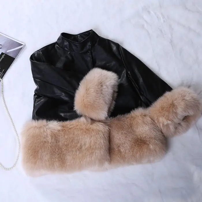 Women's Winter Jacket Faux Fur High Quality 2022 New Korean Fashion PU Leather Short Coat Seven-point Sleeve Fox Fur Jackets