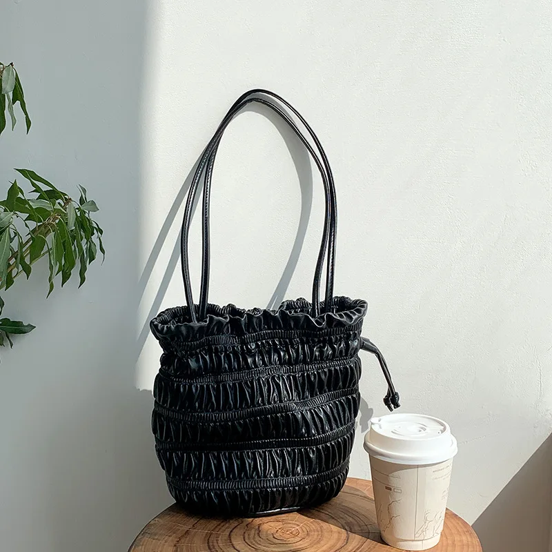 

Fashion Designer Bucket Bag Women Luxury Pleated Handbag Crossbody Bags Cute Lady Soft Leather Shoulder Bag