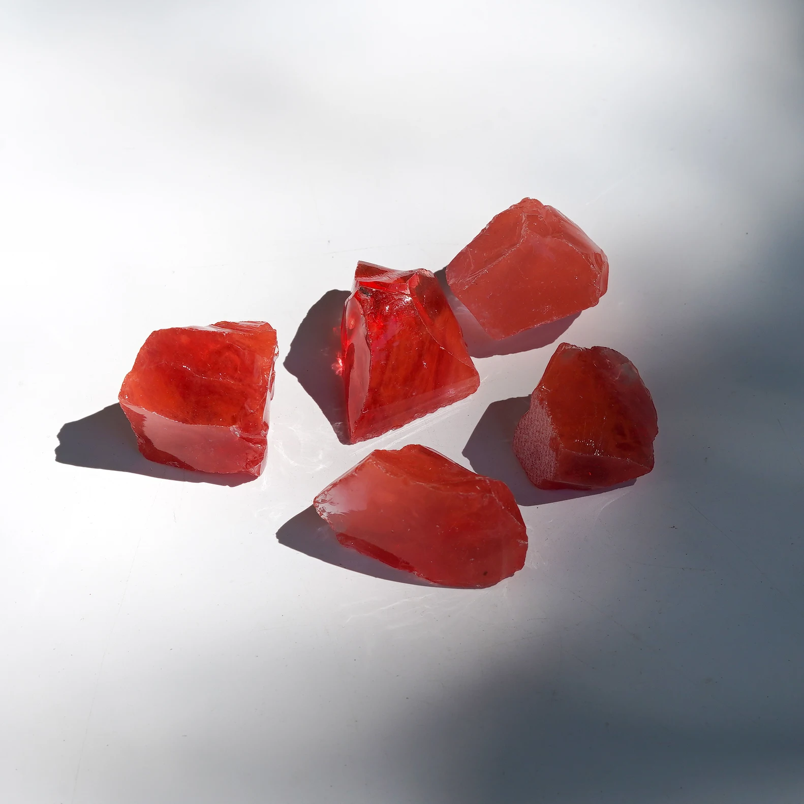 

Natural Irregular Cherry Quartz Energy Healing Crystal Mineral Raw Aquarium Garden Ornament Decoration Stone Quartz Specimen