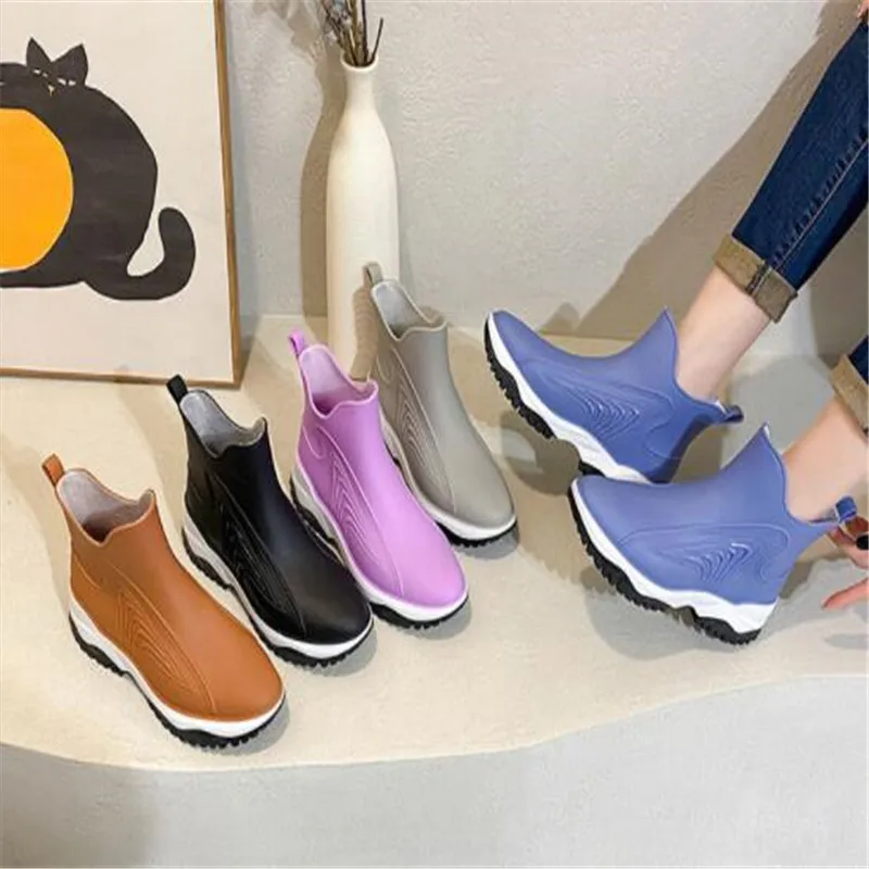 

Waterproof PVC Canvas Shoes Women Platform Ankle Rain Boots Fashion Outdoor Rain Shoe Ladies Non Slip Plus Cotton Silicone Boots
