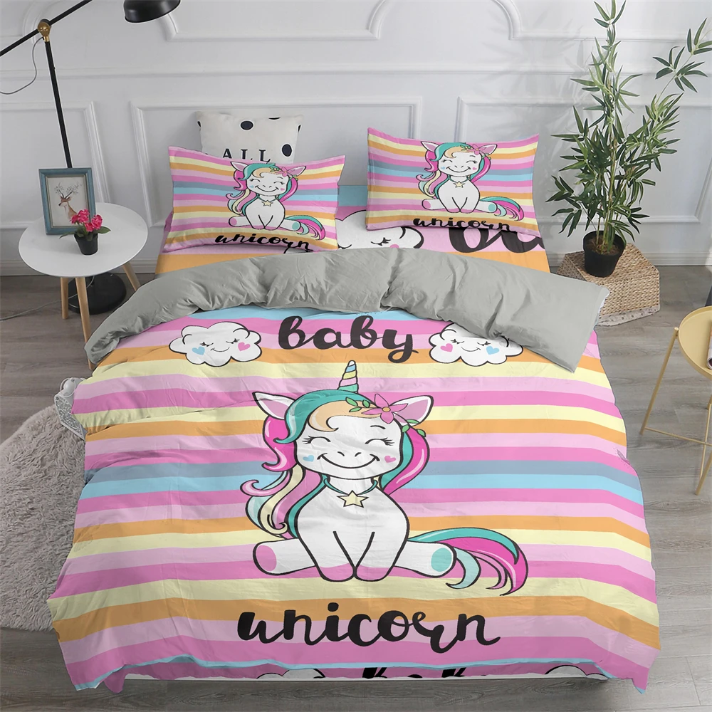 

Комплект постельного белья из 2/3 предметов с 3D пододеяльником и принтом единорога