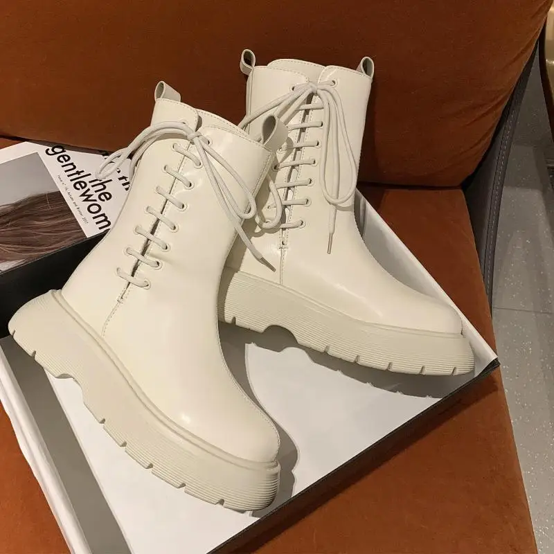 

Осень 2022 новые кожаные ботинки на платформе со шнуровкой мотоциклетная короткая женская обувь Ytmtloy Челси с круглым носком женские сексуаль...